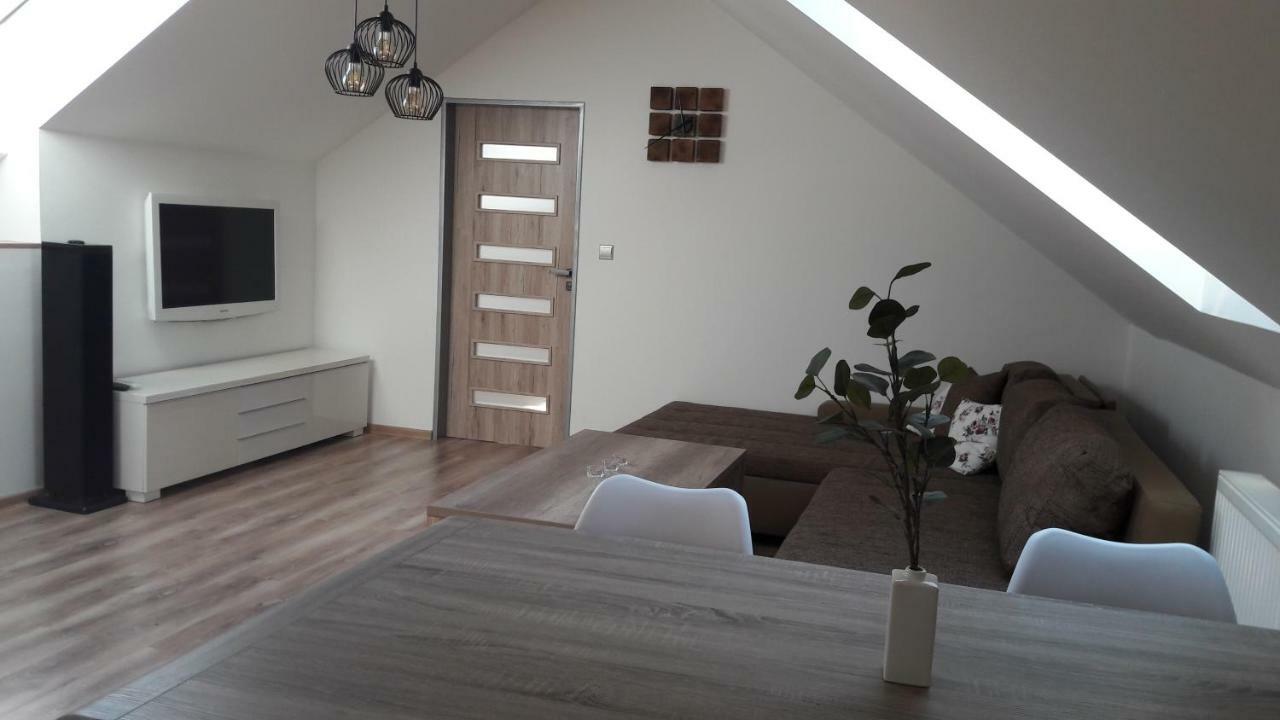 Apartman Za-Ka 1 Ubytovani Litovel Cervenka Eksteriør billede